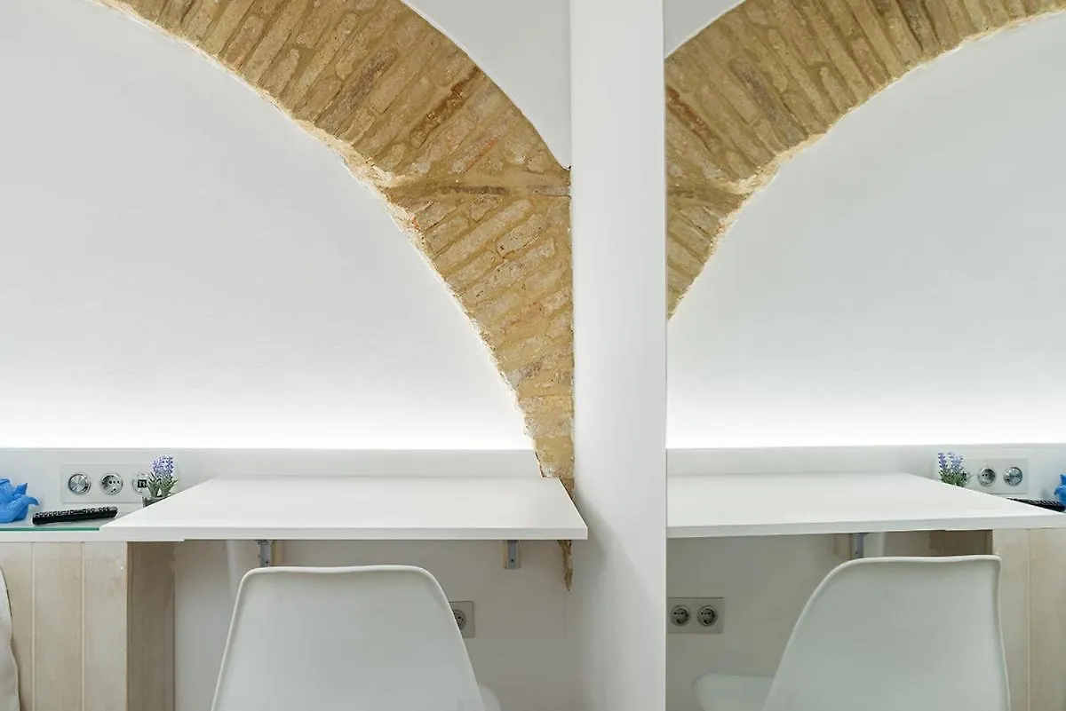 Hostal 977 Tarragona Hotel