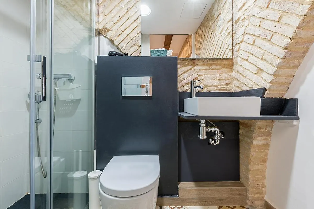 Hostal 977 Tarragona Hotel