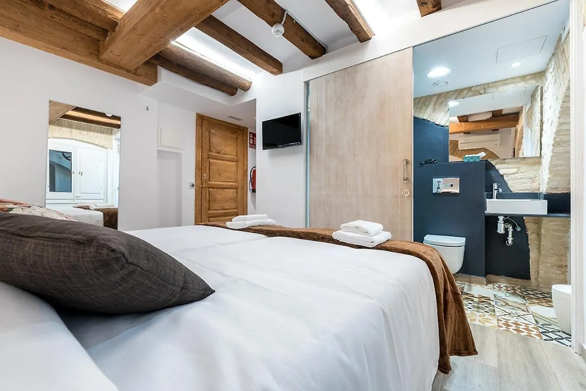 Hostal 977 Tarragona Hotel