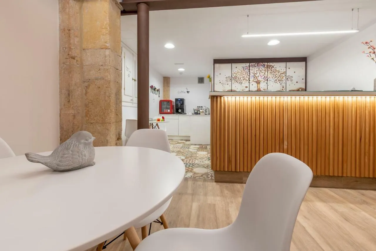 Hostal 977 Tarragona 3*,  Spain