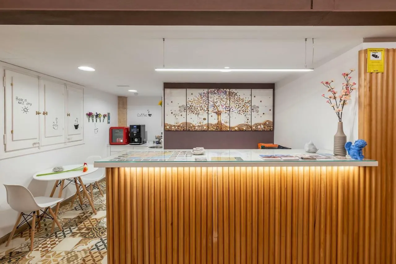 Hostal 977 Tarragona Spain